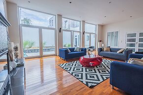 Chambres Cosy dans Une Grande maison