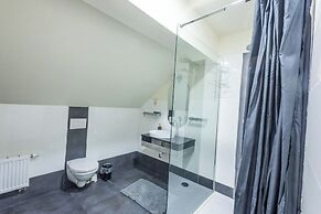 Chambres Cosy dans Une Grande maison