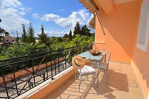 Ykies Apartment by Corfuescapes