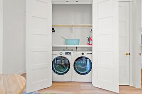 The Salty Seahorse 105 WI