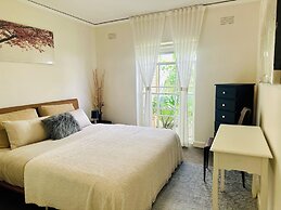 Toorak Executive & Corporate Residence