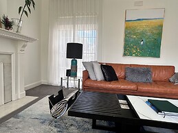Toorak Executive & Corporate Residence