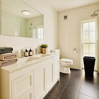 Toorak Executive & Corporate Residence