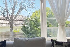 Toorak Executive & Corporate Residence