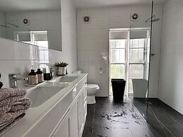 Toorak Executive & Corporate Residence