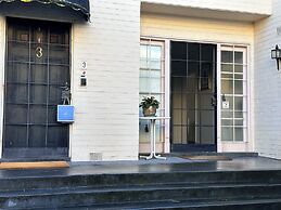 Toorak Executive & Corporate Residence