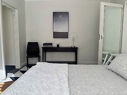 Toorak Executive & Corporate Residence