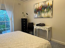 Toorak Executive & Corporate Residence