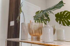 2024 Brand 10 Spacious Bedrooms At Windsor Island