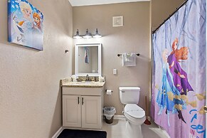 Condo in Gated Windsor Hills