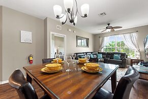 Condo in Gated Windsor Hills