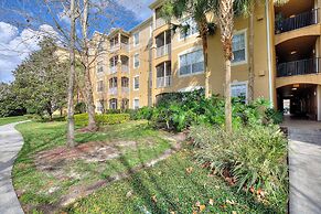 Condo in Gated Windsor Hills