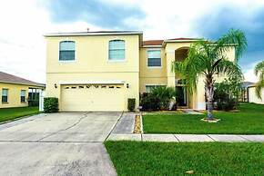 Crescent Lakes Villa