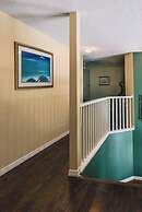 Crescent Lakes Villa