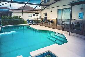 Crescent Lakes Villa