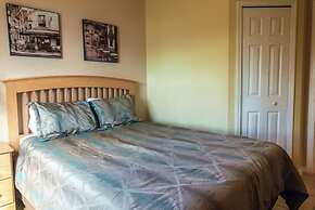 Crescent Lakes Villa