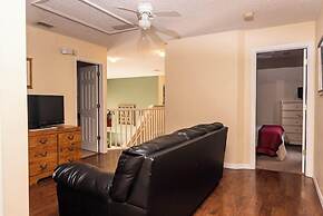 Crescent Lakes Villa