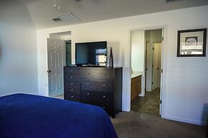 4 Bed, 3 Bath Villa in Gated Community