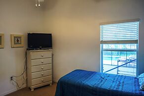 4 Bed, 3 Bath Villa in Gated Community