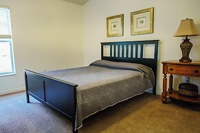 4 Bed, 3 Bath Villa in Gated Community