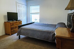 4 Bed, 3 Bath Villa in Gated Community