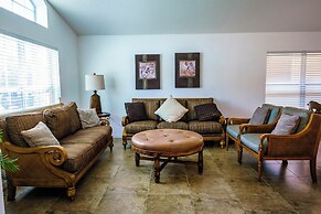 4 Bed, 3 Bath Villa in Gated Community