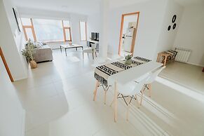 Aunaisin - Nona Kate