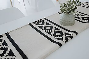 Aunaisin - Nona Kate