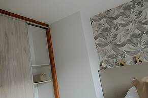 Aunaisin - Nona Kate