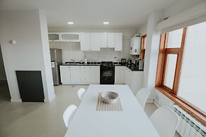 Aunaisin - Nona Kate