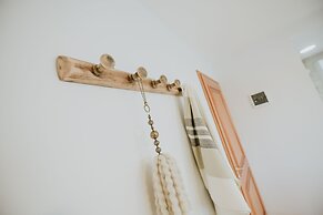 Aunaisin - Nona Kate