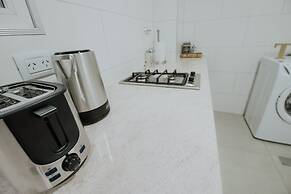 Aunaisin - Nona Kate