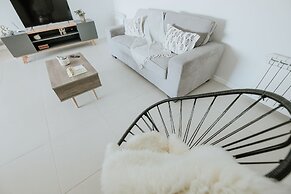 Aunaisin - Nona Kate