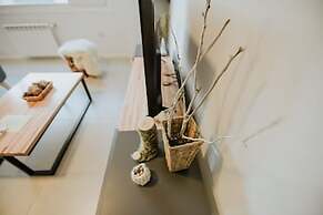 Aunaisin - Nona Kate