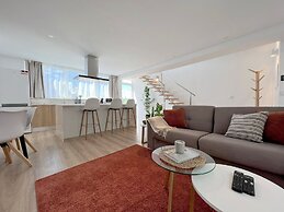 Casas Capela by O'Porto Seven