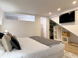 Casas Capela by O'Porto Seven