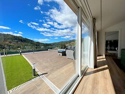 Casas Capela by O'Porto Seven