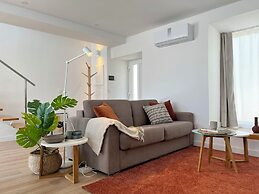 Casas Capela by O'Porto Seven
