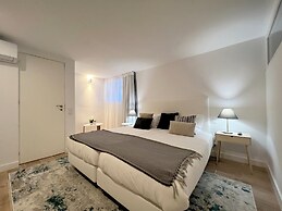 Casas Capela by O'Porto Seven