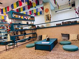 Blue Moon Residency Hotel & Restaurant