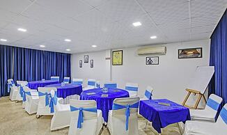 Blue Moon Residency Hotel & Restaurant