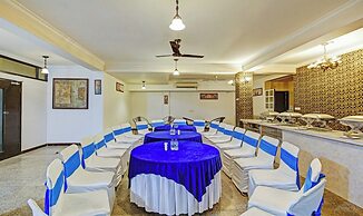 Blue Moon Residency Hotel & Restaurant