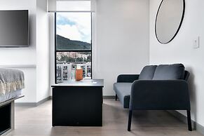 Arezzo by Wynwood House