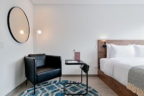 Arezzo by Wynwood House