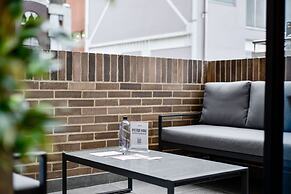 Arezzo by Wynwood House