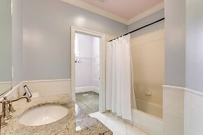 Luxe Atlanta Home ~ 12 Mi to Downtown!