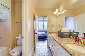 Luxe Atlanta Home ~ 12 Mi to Downtown!