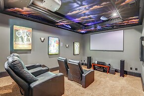 Luxe Atlanta Home ~ 12 Mi to Downtown!