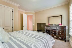 Luxe Atlanta Home ~ 12 Mi to Downtown!
