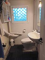 Room in Guest Room - North Beach Inn Guesthouse